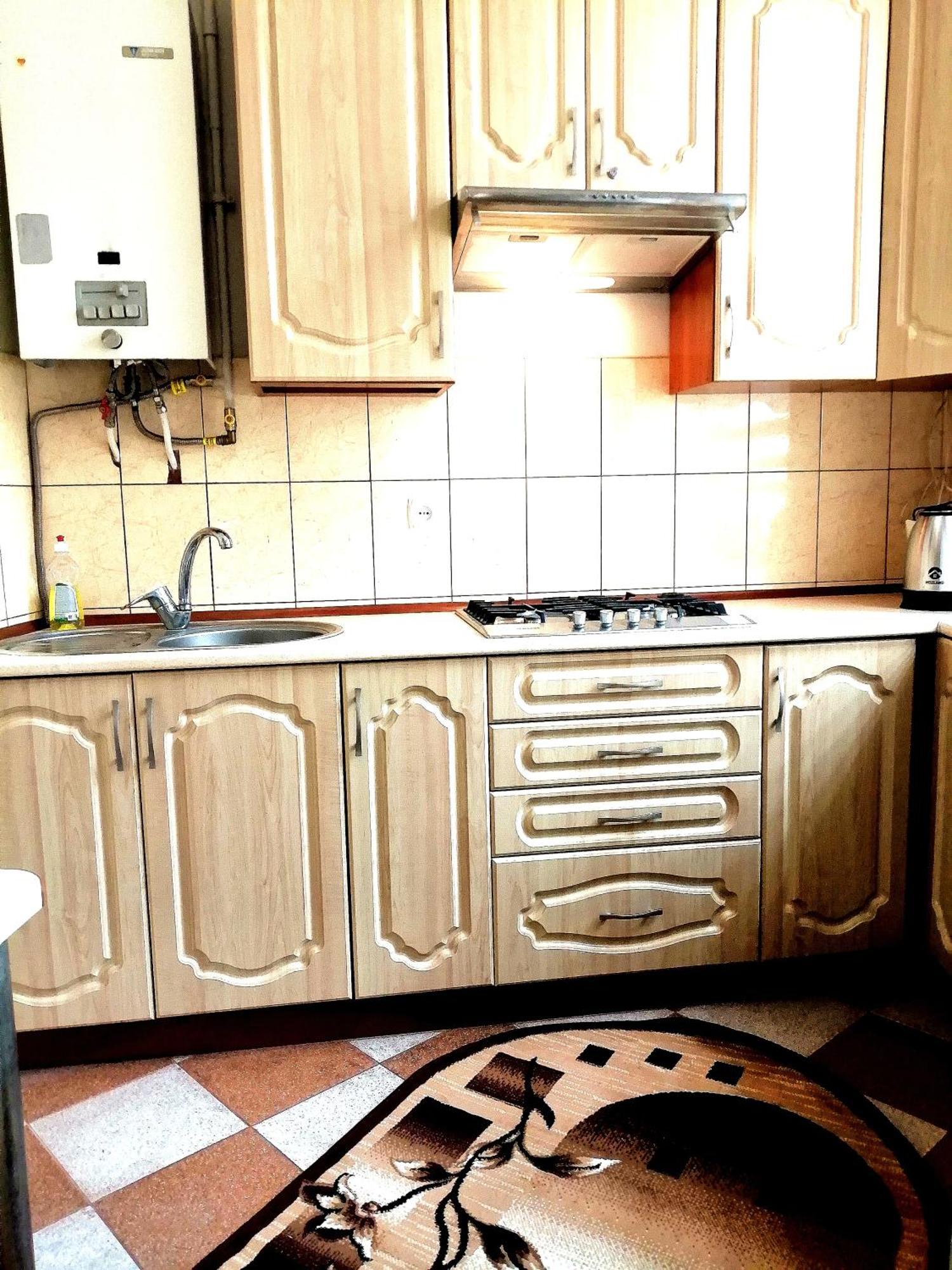 Flat On Sheptytskykh Lviv Exterior foto